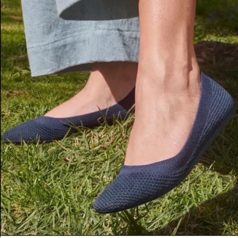 Allbirds Tree Breezers Round Toe Flats